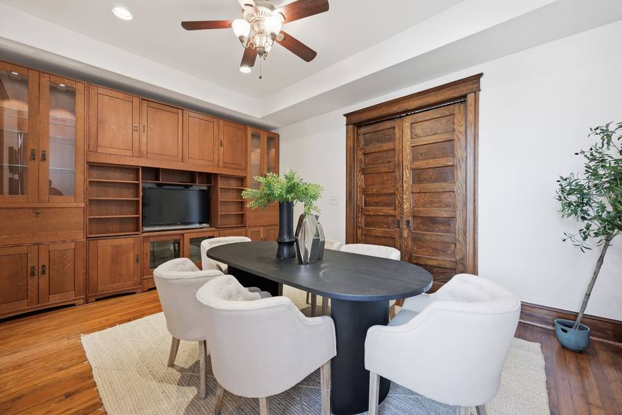 1302 A Street SE interior photo 15